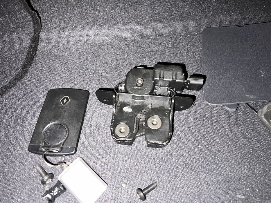 Megane 3 tras completa , optica e os banco etc