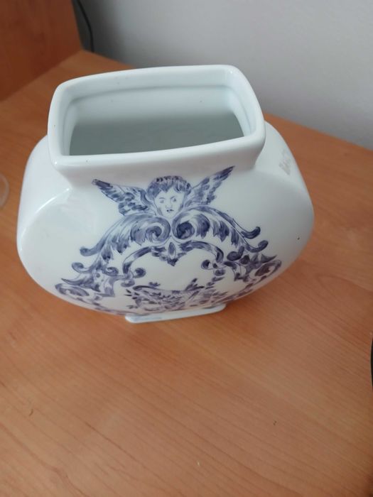 Pote decorativo pintado à mão