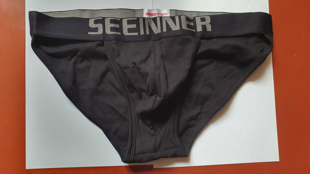 Трусы слипы/брифы мужские черные "Seeinner" с тонким поясом.