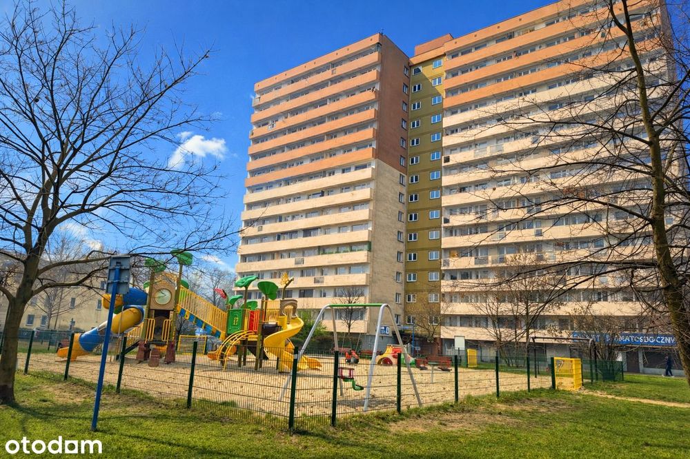 Wysoki standard |Centrum Irys|duży balkon|garderoba| kapitalny remont%