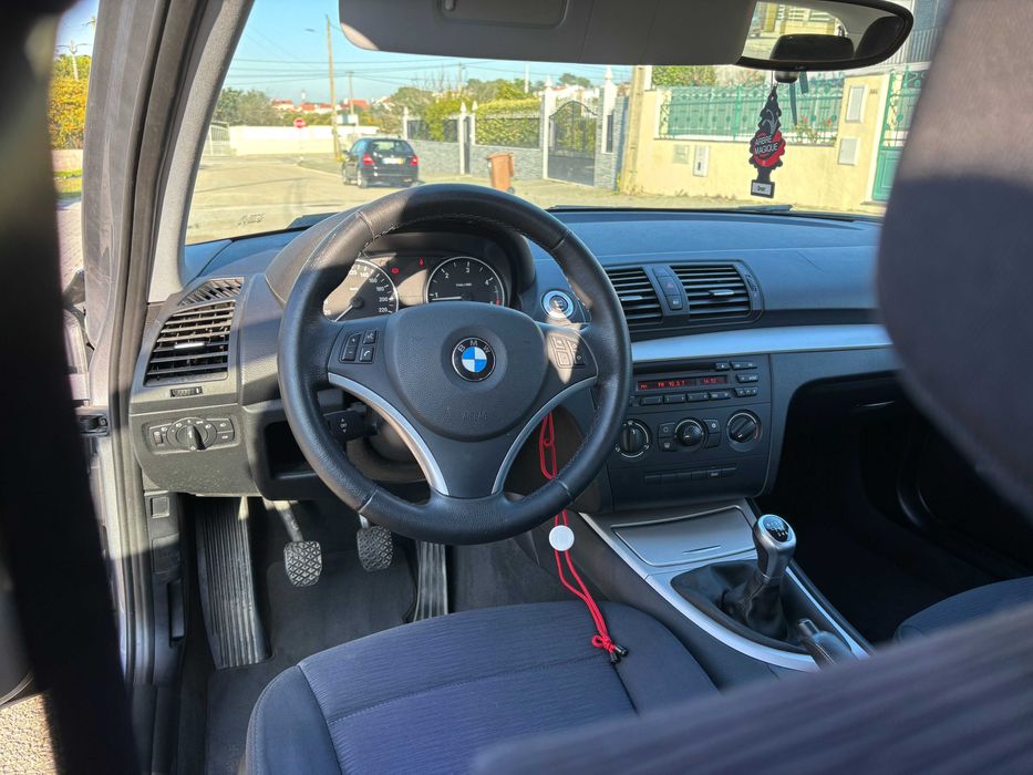 BMW  116   2.0 D     100000 Kms