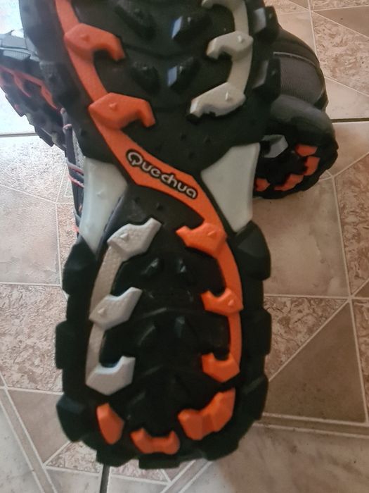 Buty trekingowe Quechua rozm. 39
