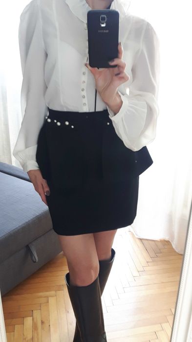 Spódnica z baskinką i perłami, Zara (NOWA)