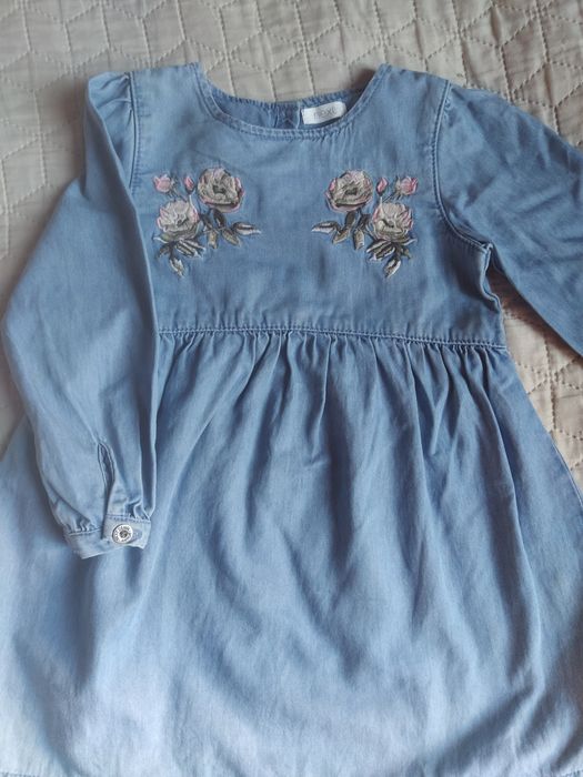 Плаття на дівчинку