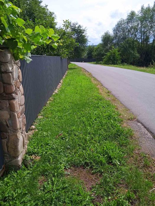 еОселя! Продаж будинку із великою земельною ділянкою в Іванівцях Колом