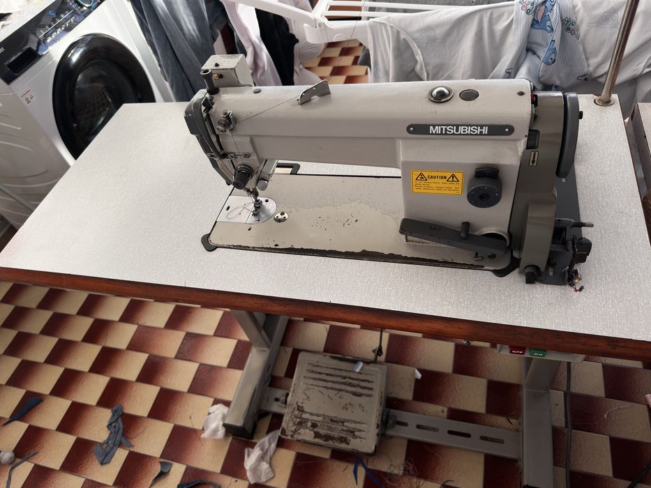 Maquina industrial ponto corrido