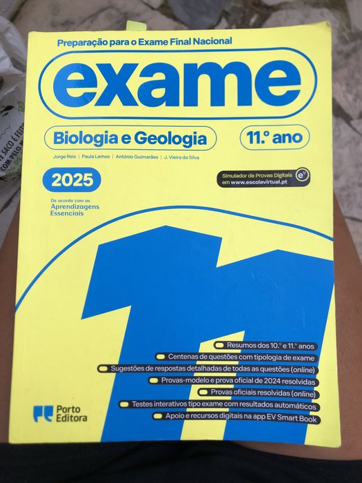 livro de exames de biologia e geologia