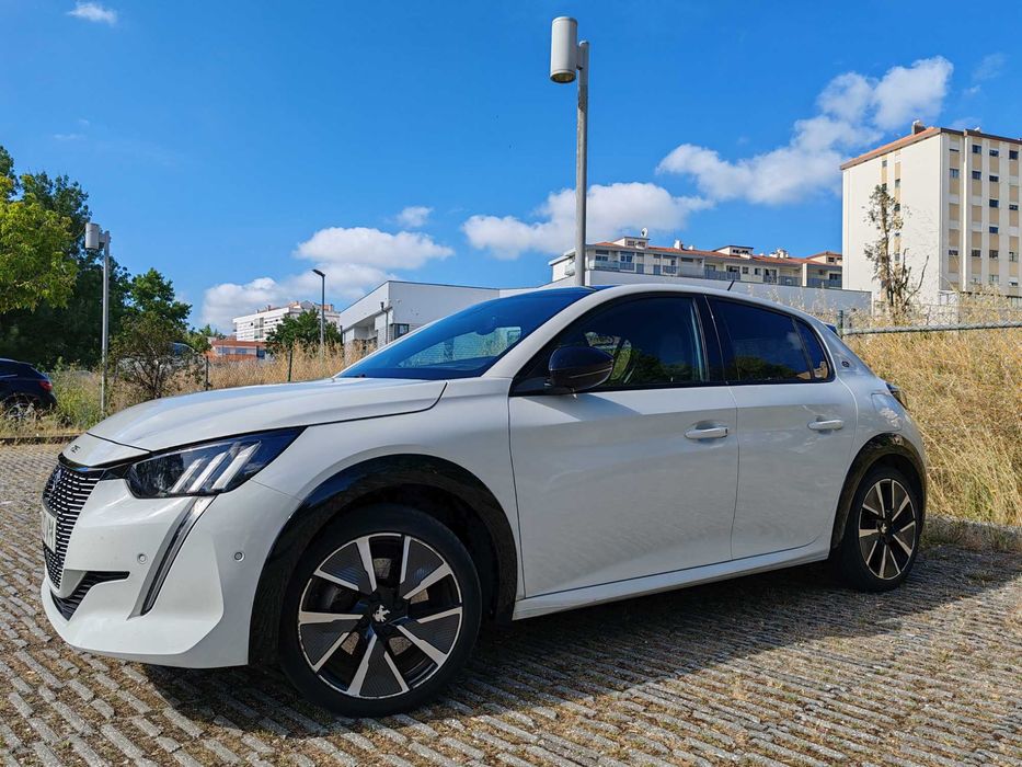 Peugeot e-208 50 kWh GT Line