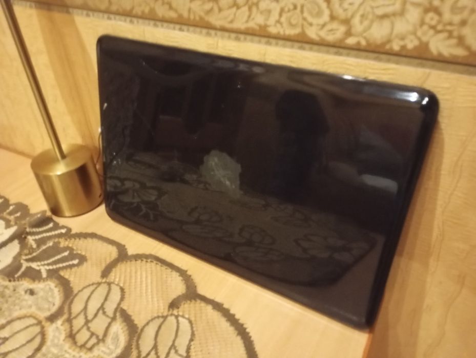 Продаю запчастини compaq presario cq57