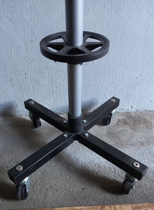 Stojak na koła !!!