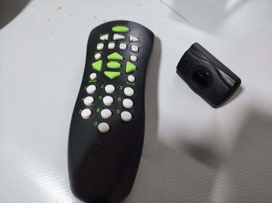 Duas Xbox 360 completas com acessórios