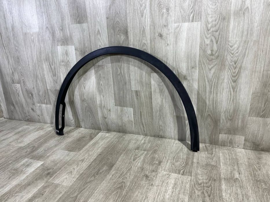 Расширитель арки Крыло Tesla Model Y \\ Молдинг передний левый