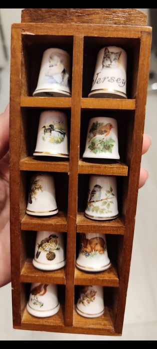 Наперстки, Англия