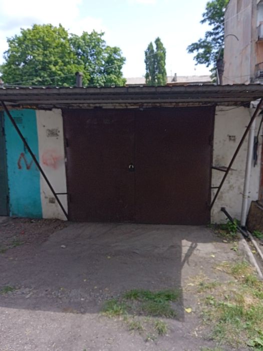 Продам гараж ...