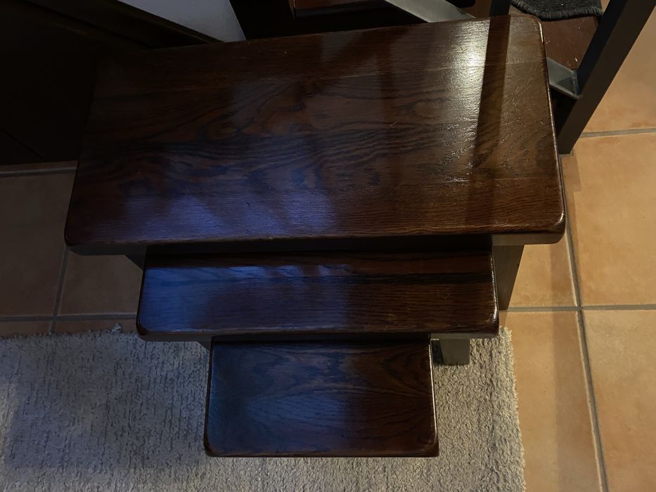 Mesinhas maciças em Carvalho