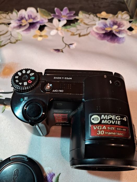 Casio Exilim EX-P505 Відеокамера