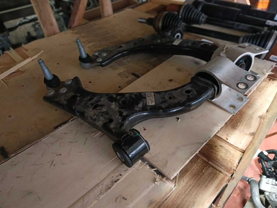 рычаги подвеска CHEVROLET Equinox Ev