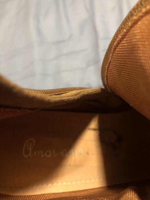 Botas com salto, fecho lateral, usadas