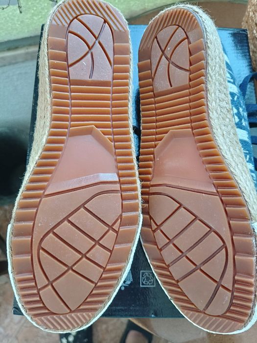 Sapatos Alparcas Seaside Mulher em azul e branco