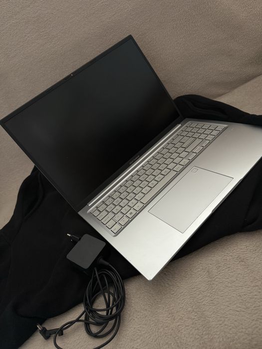 Notbook  Vivobook