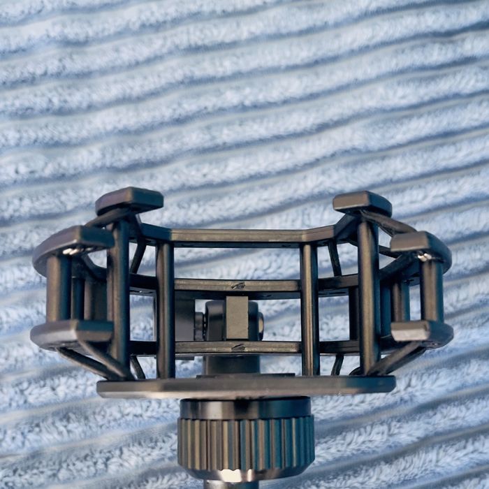 Lewitt 440 Pure Condenser Microphone (Microfone Condensador)