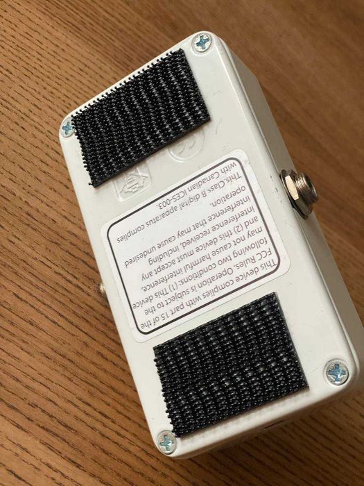 Педаль ефекту октавного фуза Electro-Harmonix Octavix.