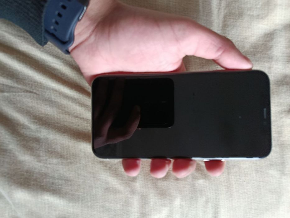 iphone 11 pro в хорошем состоянии