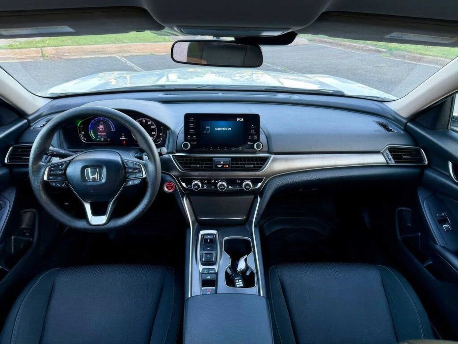 Honda Accord Hybrid      2019