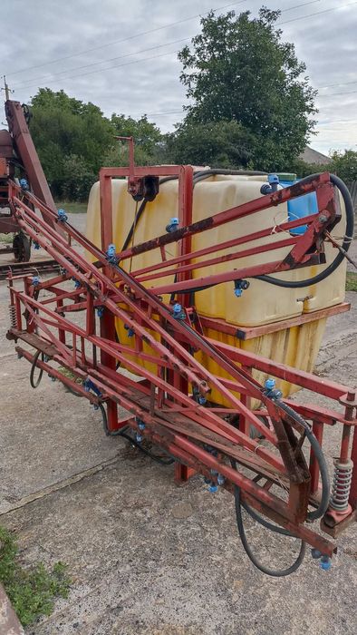 Оприскувач польський