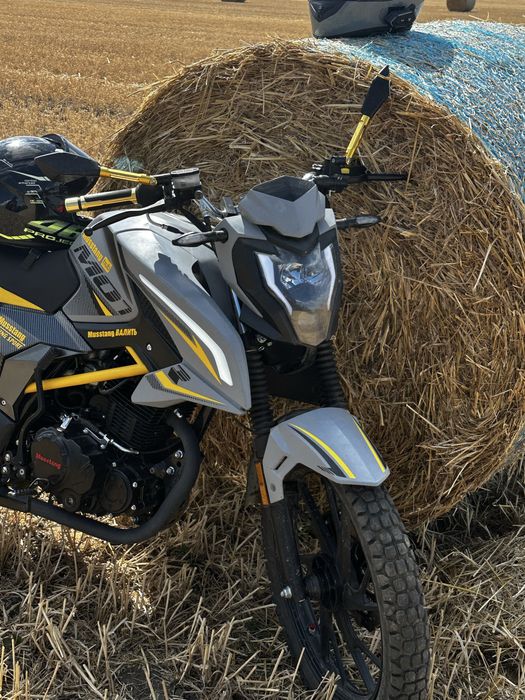 Продається Мустанг МТ250-9r