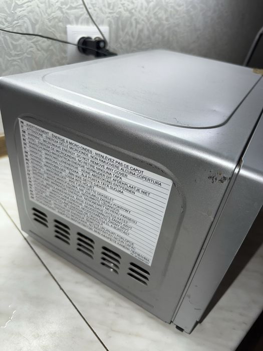 Мікрохвильова Sharp