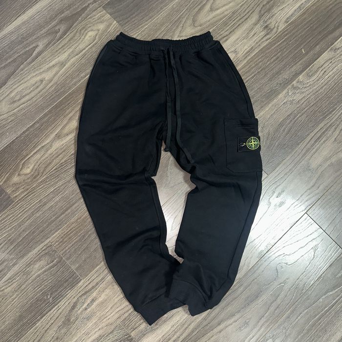 stone island black sweatpants