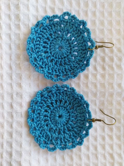 Peças em crochet feitas á mão