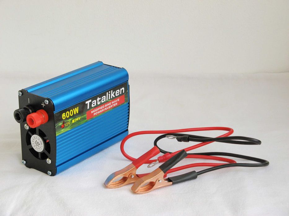 Инвертор 600Вт Преобразователь напряжения 12 - 220В
