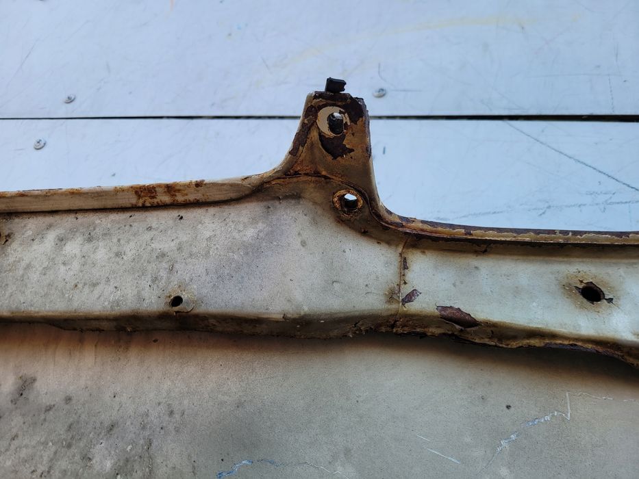 mercedes w114 w115 maska pokrywa silnika