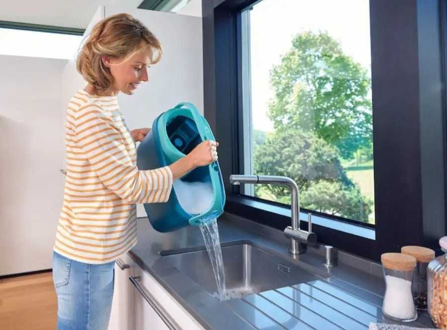 Набір для миття підлоги Leifheit CLEAN TWIST M Ergo Mobile Set 52121 з відром 6 л і візком