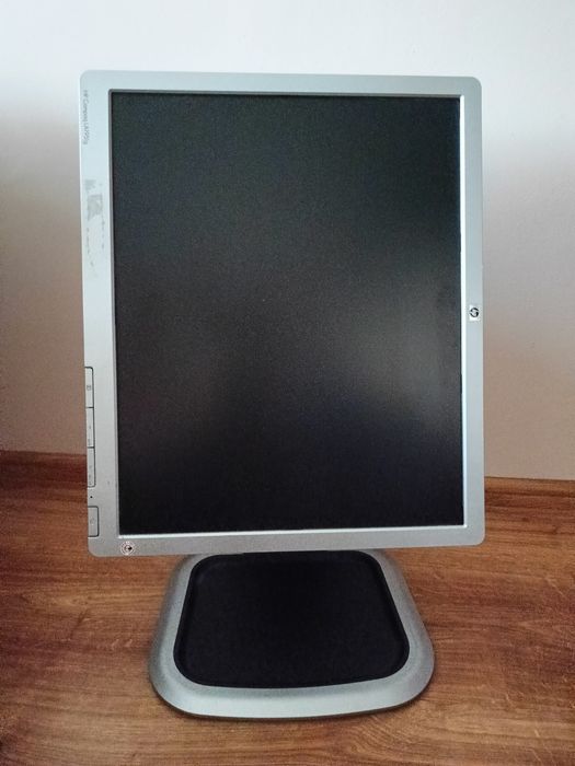 Ekran / Monitor HP 19" L1950g