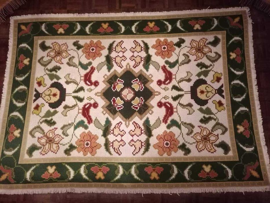 Tapetes arraiolos vários tamanhos