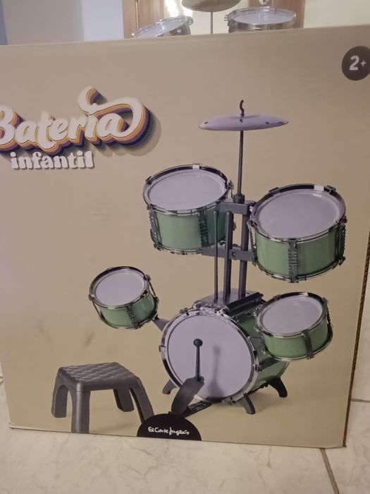 Bateria infantil