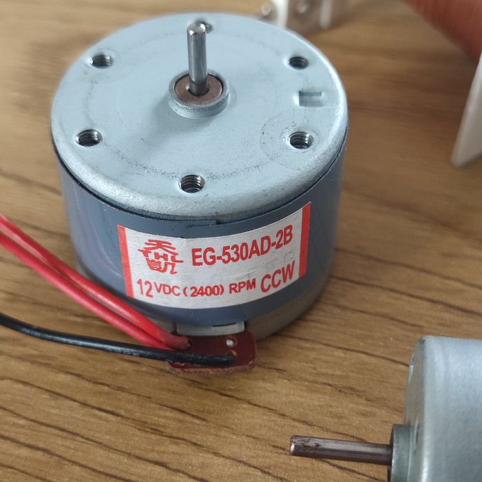 Silniki i silniczki 3V, 9V, 12V, 30V i 220V AC
