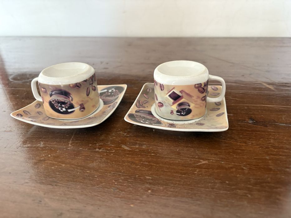 Chavenas de cafe
