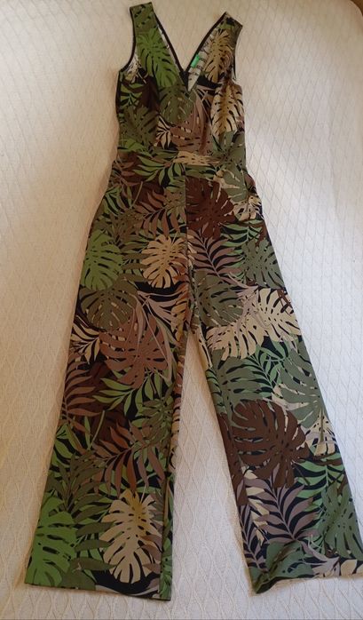 BENETTON M elegancki kombinezon tropikalny wzór liście szerokie nogawk
