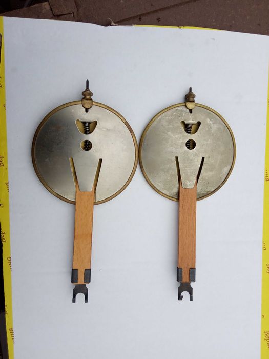 Маятник золотистый на настенные часы "Янтарь"