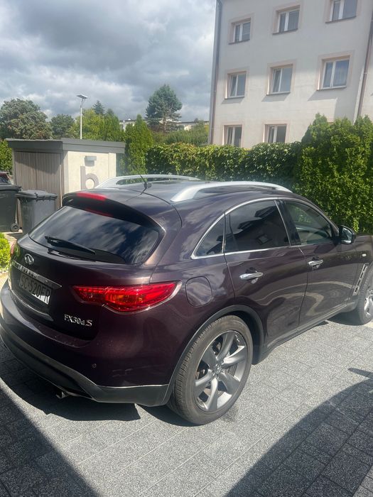 Infiniti FX30dS 280 KM AWD