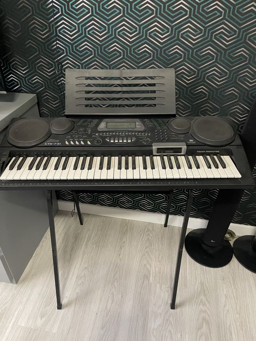 Продам Casio CTK-731