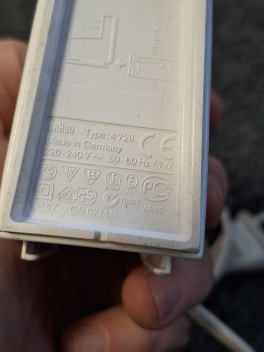 Ładowarka szczoteczki do zębów Braun 4728