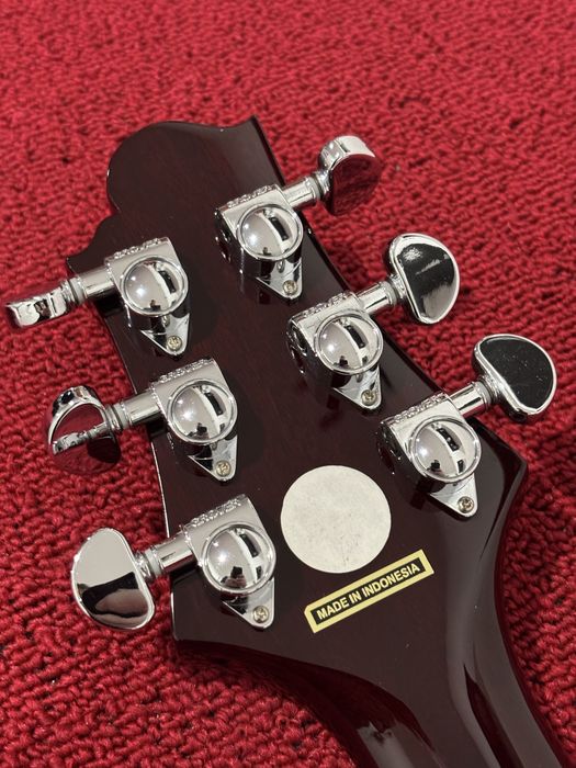 Samick AV 1 progi ze stali nierdzewnej, struny Elixir 10- 46