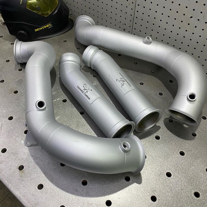 Downpipe даунпайп Mercedes c63 amg gt63s e63 downpipe
