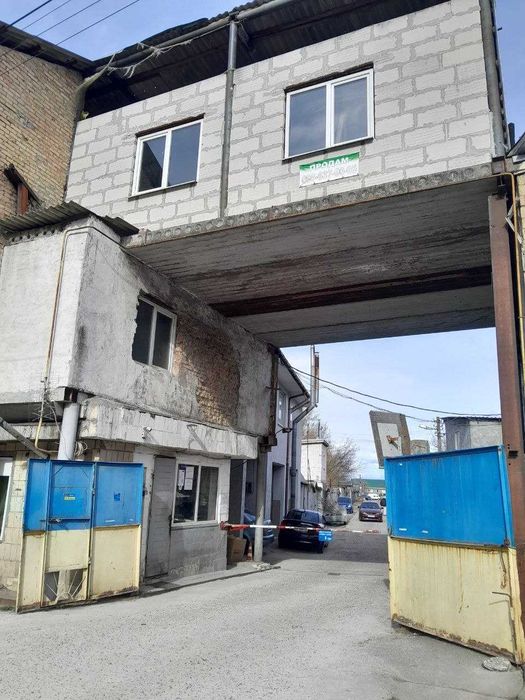 Гараж приватизований, пл 22,2 м2. Cирецька, 39. без торгу