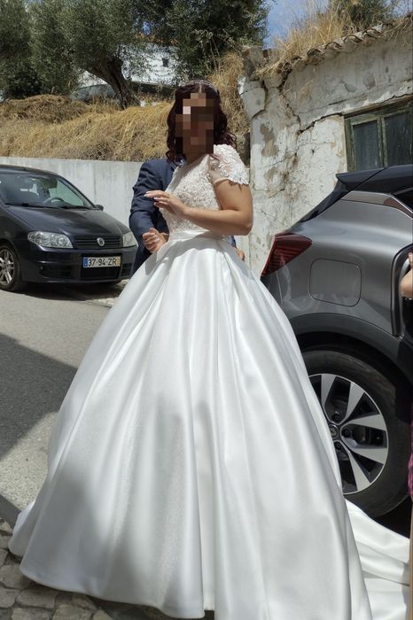 Vestido de Noiva + capa